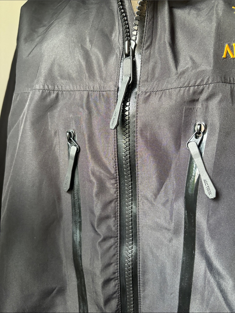 ARC’TERYX jacket - Picture 7 of 13